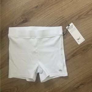 NWT Alo hot shorts
